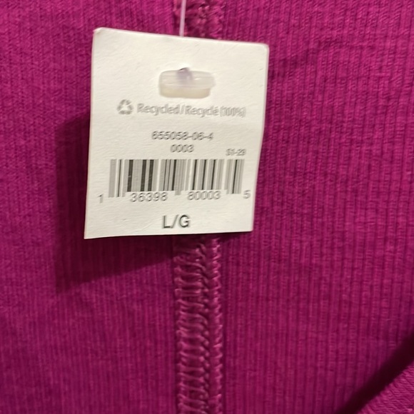 Gap dark pink v neck top (sz l) - Picture 3 of 9